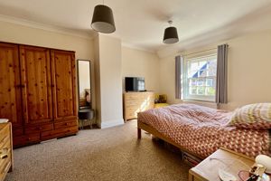 Photo 11- click for photo gallery